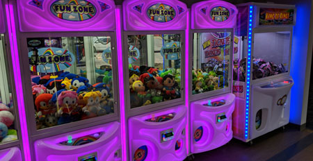 arcade claw game prizes