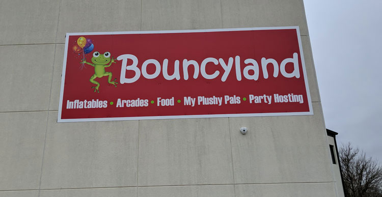Bouncyland Inflatables Arcades Food My Plushy Pals Party Hosting