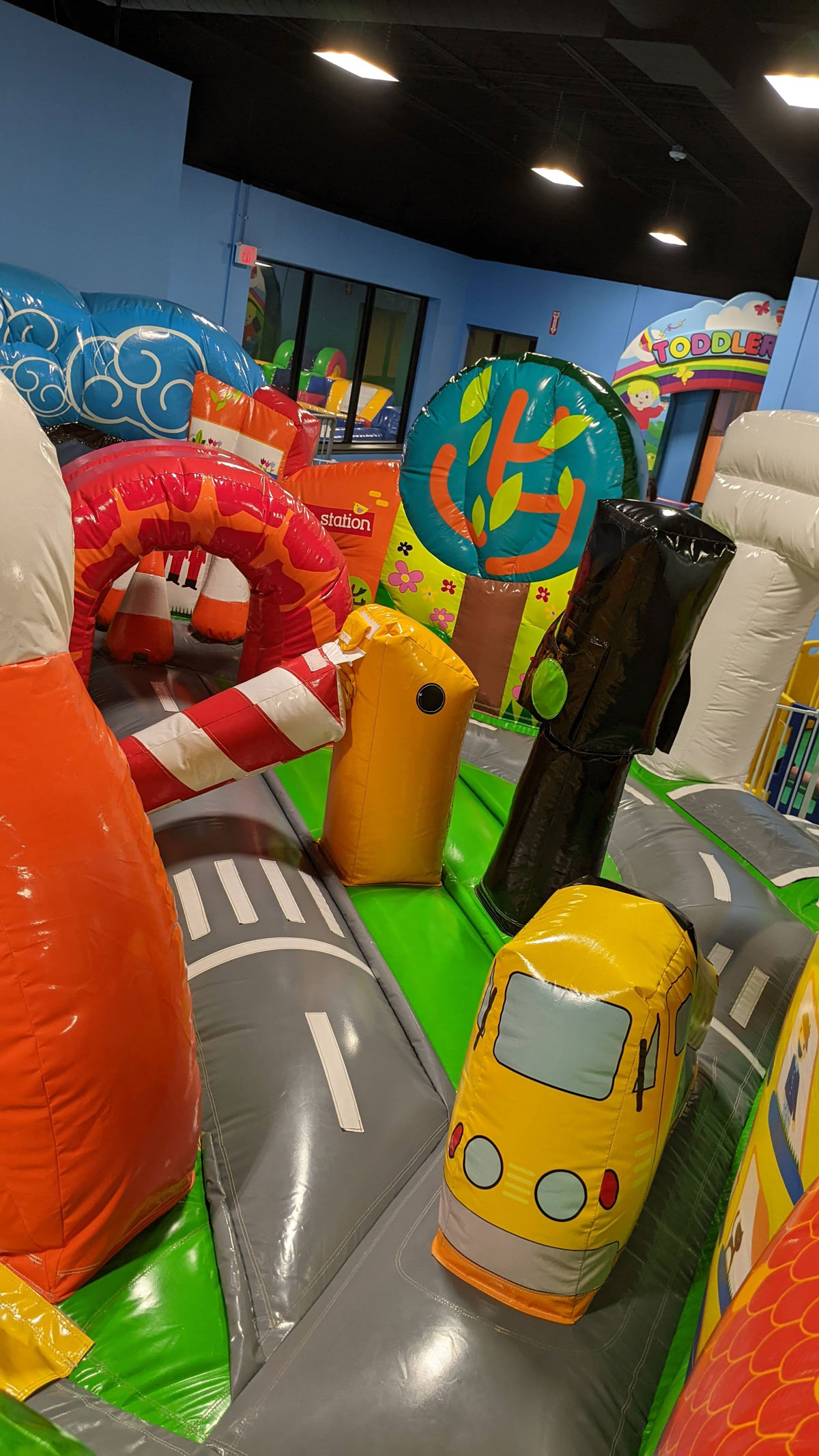 Bouncyland is a Family Activity Entertainment Center For Kids & Children in Muncie, Indiana! Features 15 bounce houses, toddler zone play area, arcade, birthday party hosting, Gellyball like paintball but without the stain or sting, My Plushy Pals where you can create your own stuffed animal, and concessions & dining! There's so many fun things for kids & children to do at Bouncyland in Muncie!